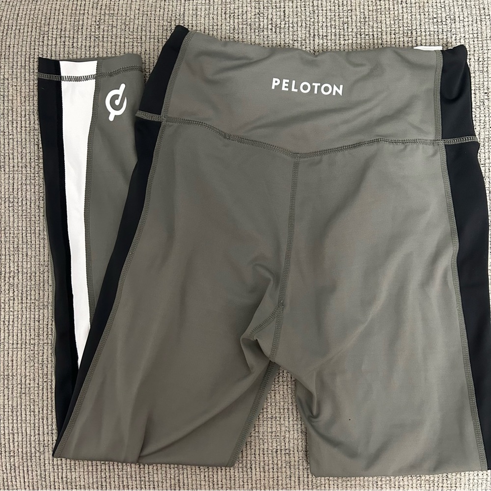 Olive Peloton Leggings